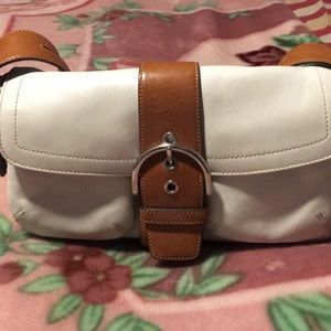 Coach medium purse